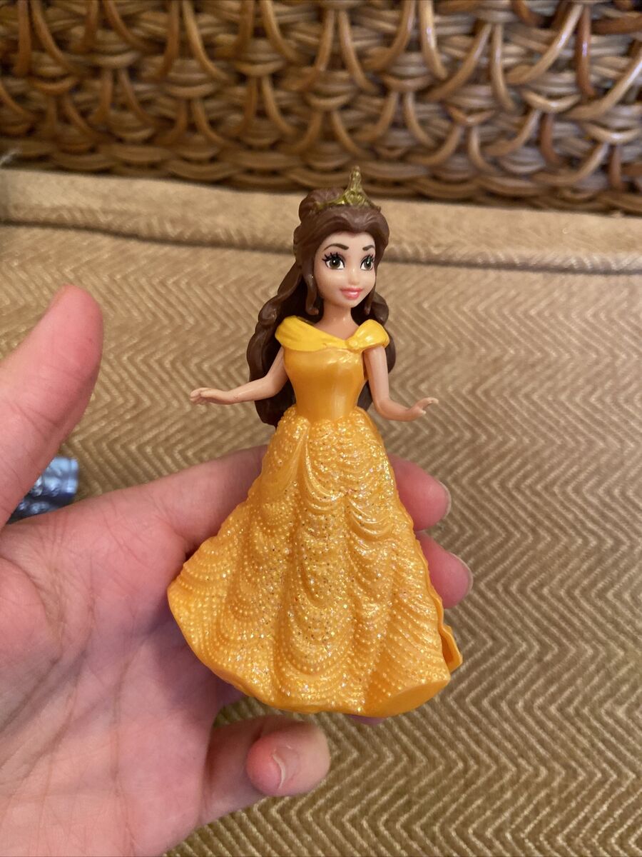 DISNEY PRINCESS BELLE MAGICLIP MAGIC CLIP DOLL & 2 DRESSES BEAUTY & THE ...