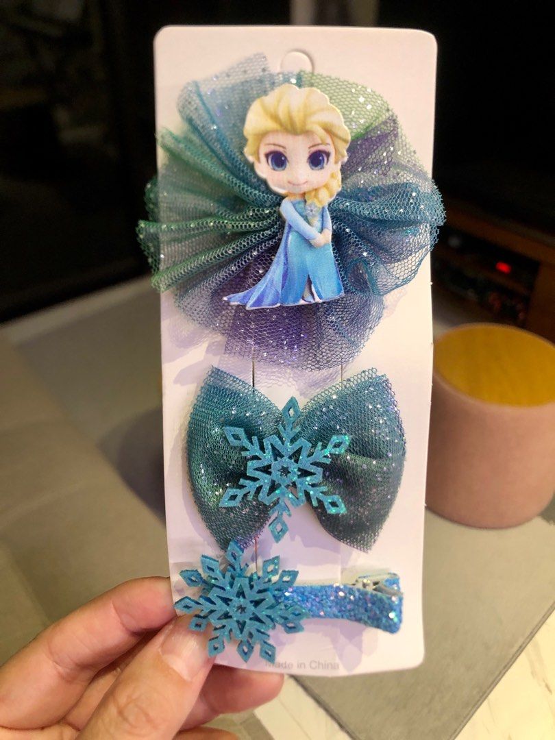 Disney Frozen Singing Elsa Doll, Sings Clip of “Let It Go” from Disney ...