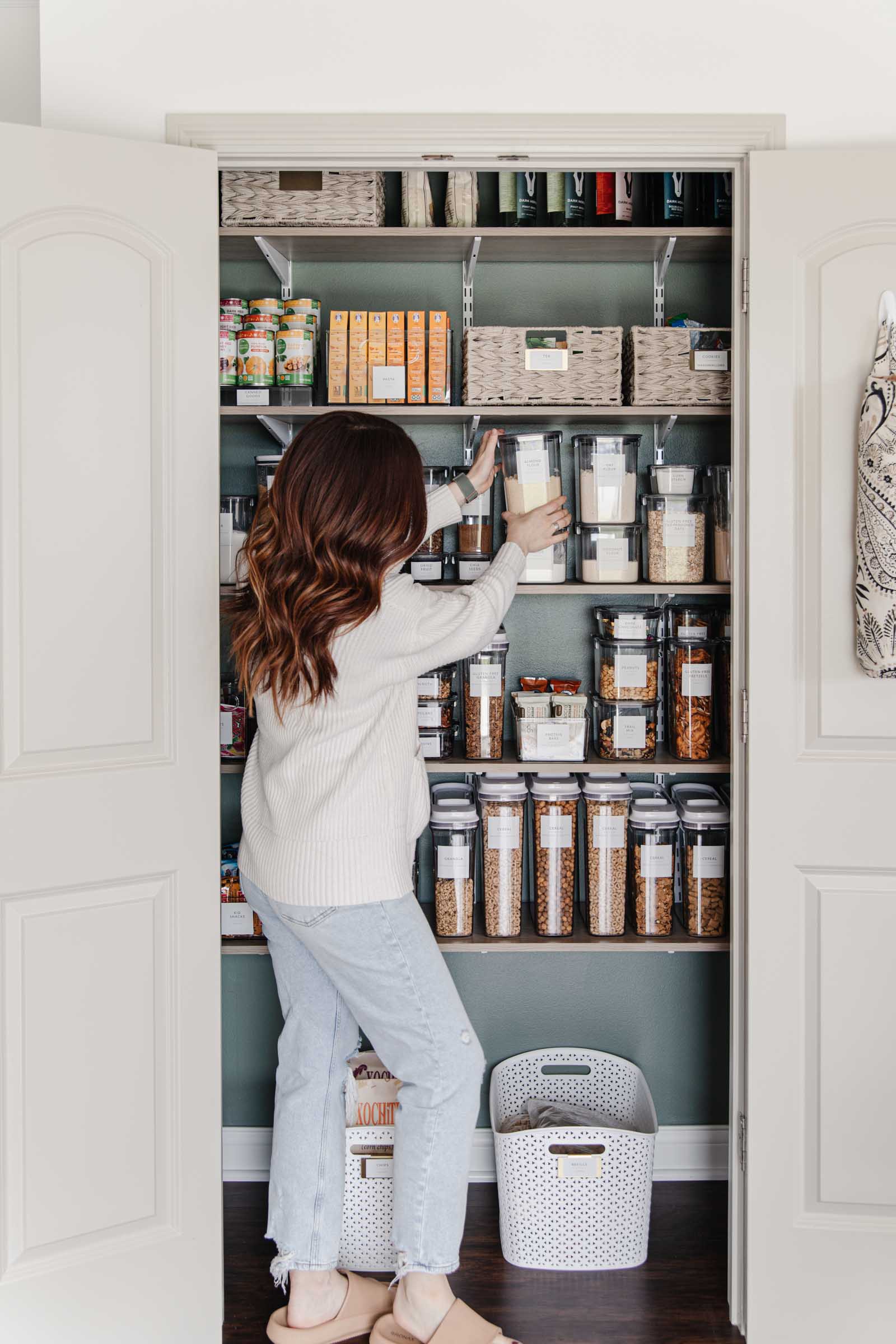 DIY Pantry Makeover: A Budget Friendly, Beautiful Pantry Remodel ...