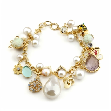 generate a clipart depicting a gemstone bracelet with intricate details and a lustrous surface. slender and lightweight small gemstone charms top view for product sales length-adjustable chain and sophisticated locking ornament clasp truly timeless elegance premium luxury AAA+ opal adularescence incorporating precious gemstone gold druzy treasure delightful expensive big very clearly baroque pearl luster organic forms gold plated fresh water pearls ornate seamless pattern photo realistic honestl