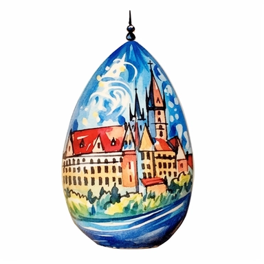 a Czech Republic Czech Easter Egg in the style of watercolour clipart with detailed brush strokes